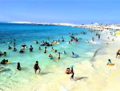 استمرار غلق شواطئ البحر المفتوح بمطروح واستقبال المصطافين بالمناطق الآمنة