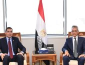 وزير الرياضة يلتقى وزير شئون المجالس النيابية لبحث التعاون بين الوزارتين