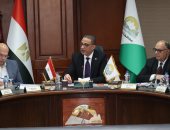 محافظ الجيزة يبحث سرعة الانتهاء من تحديد الأحوزة العمرانية بالأحياء والمراكز