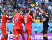 الحكم فاكوندو تيلو.. صاحب واقعة الـ10 بطاقات الحمراء يقود قمة المغرب وفرنسا