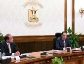 رئيس الوزراء يتابع مستجدات الموقف التنفيذى لمشروعات الطاقة الجديدة والمتجددة