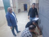 محافظ سوهاج: حملة لفحص تراخيص المحلات التجارية وغلق وتشميع محل بحى شرق