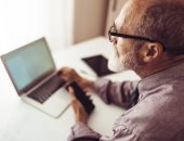 مواليد السبعينيات مهددون بترك العمل.. اعرف السبب؟