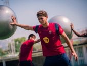 حمزة عبد الكريم يشارك فى تدريب برشلونة الأول للموسم الجديد.. فيديو وصور