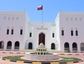 عمان: نواصل التعاون المحايد مع جميع الأطراف لاستعادة حرية ملاحة مضيق هرمز