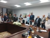 محافظ جنوب سيناء يوقع بروتوكولا لتنفيذ مشروعات للطاقة الشمسية والتنمية