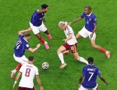 إسبانيا تزيد معاناة فرنسا وتتقدم 2-0 في نصف نهائي كأس العالم (فيديو)