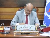 محافظ السويس يعتمد تنسيق القبول بالمدارس الفنية للعام الدراسى الجديد