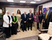المخرج الكبير محمد فاضل يشيد ببرنامج "خطوات وطريق" على شاشة النيل للأخبار