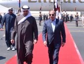 الرئيس السيسى يودّع الشيخ محمد بن زايد بمطار العلمين فى ختام زيارته الأخوية لمصر 