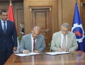 محافظ السويس يوقع بروتوكول إنشاء فرع لمكتبة مصر العامة بحى فيصل