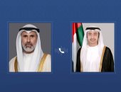 وزير الخارجية الإماراتي يبحث هاتفياً مع نظيره الكويتي الأوضاع الراهنة بالمنطقة