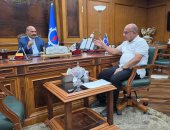 محافظ السويس: حملات يومية لضبط الأسواق وغلق المنشآت المخالفة