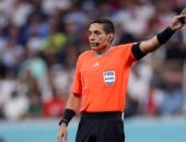 عادل عقل يكشف القرارات المثيرة تحكيميا فى ليلة تتويج إنجلترا ببرونزية المونديال