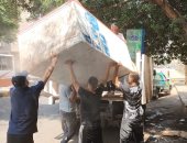 حملات مكبرة فى حي إمبابة لإزالة الإشغالات وتحسين حالة النظافة.. صور