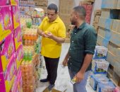 صحة سوهاج: المرور على 784 منشأة غذائية  وضبط أكثر من 2 طن أغذية فاسدة