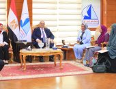 رئيس جامعة كفر الشيخ يستقبل لجنة المجلس الصحى لاعتماد مركز تعزيز المهارات بكلية التمريض