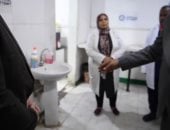 متغسلش من 300 سنة.. المحافظ يعلق على نظافة حوض بمستشفى قنا العام.. فيديو