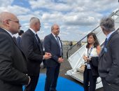 وزير الطيران المدني يبحث مع «إيرباص» برنامج تسليم طائرات A350 لمصر للطيران
