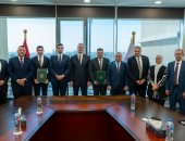وزير البترول يشهد مذكرة تفاهم بين الثروة المعدنية وجينيسيس للتعاون بمشروع للفوسفات