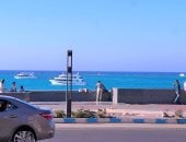 طقس مطروح حار نهارا معتدل ليلا واضطراب مسطح البحر أحيانا اليوم السبت