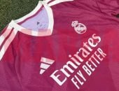 ماركا تكشف عن قميص ريال مدريد الثالث.. صور
