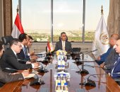 وزير التموين يتابع استعدادات تطبيق منظومة الخصم المباشر 