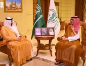 الأمير سعود بن جلوي يستقبل مدير فرع هيئة الهلال الأحمر السعودي بجدة