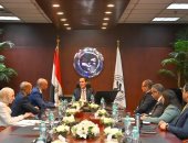 الرئيس التنفيذي لهيئة الاستثمار يبحث مع «موانئ دبي العالمية» خطط التوسع