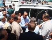 محافظ سوهاج يستمع إلى مطالب المواطنين عقب صلاة الجمعة ويوجه بفحص الشكاوى