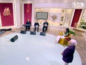 الإعلامية هبة عبد الفتاح تكرم فرقة "وجدان إسكندرية" بدرع الموهوبين.. فيديو