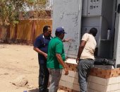 صيانة ورفع كفاءة الإنارة العامة بنصر النوبة فى أسوان