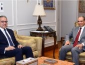 وزير الخارجية يؤكد لـ "العنانى" التزام مصر بمواصلة التعاون الوثيق مع اليونسكو