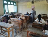 رئيس منطقة سوهاج الأزهرية يتفقد لجان الدور الثاني للشهادتين الابتدائية والإعدادية