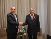 وزير الخارجية يبحث مع نظيره الباكستانى دعم مسار المفاوضات بين أمريكا وإيران
