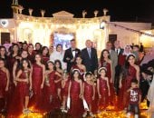 محافظ القاهرة يشهد زفاف عروس من دار للأيتام بالمقطم