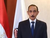 محافظ سوهاج يحظر تداول المستندات والمنشورات الرسمية على منصات التواصل