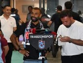 إطلالة محمد صلاح تتحول إلى موضة.. حلاق تركي يعلن توفير «قصة شعر» الفرعون