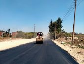 محافظ المنوفية: استمرار أعمال الرصف النهائية بطريق 21 بأشمون