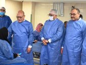 خلال 24 ساعة.. زراعة 57 عدسة لمرضى المياه البيضاء بمستشفى سوهاج الجامعى