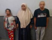 طفلة تستقطب زميلتها بمساعدة والدتها للتعدي عليها انتقاما من قريبها