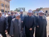 مدير أوقاف شمال سيناء يستقبل مفتي الجمهورية وكبار العلماء في زيارة علمية لجامعة العريش
