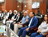 رئيس الوزراء يزور مركز سيطرة الشبكة الوطنية للطوارئ والسلامة بديوان عام محافظة مطروح