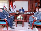 محافظ سوهاج خلال استقبال وكيل الصحة الجديد: تقديم الدعم للارتقاء بالمنظومة الصحية