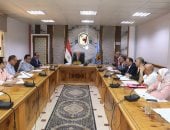 رئيس جامعة سوهاج يترأس اجتماع لجنة المنشآت لمتابعة المشروعات.. تفاصيل