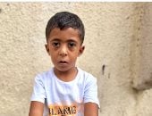 "منذ يومه الأول وهو يتلقى العلاج".. واجد أبو عواد طفل غزة حرمته الحرب من استكمال رحلة علاج يديه.. ينتظر جراحة لإعادة بناء الإبهامين.. ووالدته تستغيث: "كان من المفترض أن يدخل المدرسة مثل بقية الأطفال"