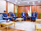 محافظ كفر الشيخ يناقش مع مدير الأمن عددًا من الملفات