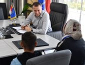 مساعدات وفرص عمل للمستحقين  خلال اللقاء الجماهيري الأسبوعي بأسوان