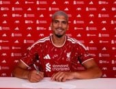 ليفربول يعلن رسميا التعاقد مع أراوخو على سبيل الإعارة