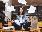 اليوم العالمي للكسل.. 4 أبراج مجتهدة لكنها تبذل أقل جهد في العمل